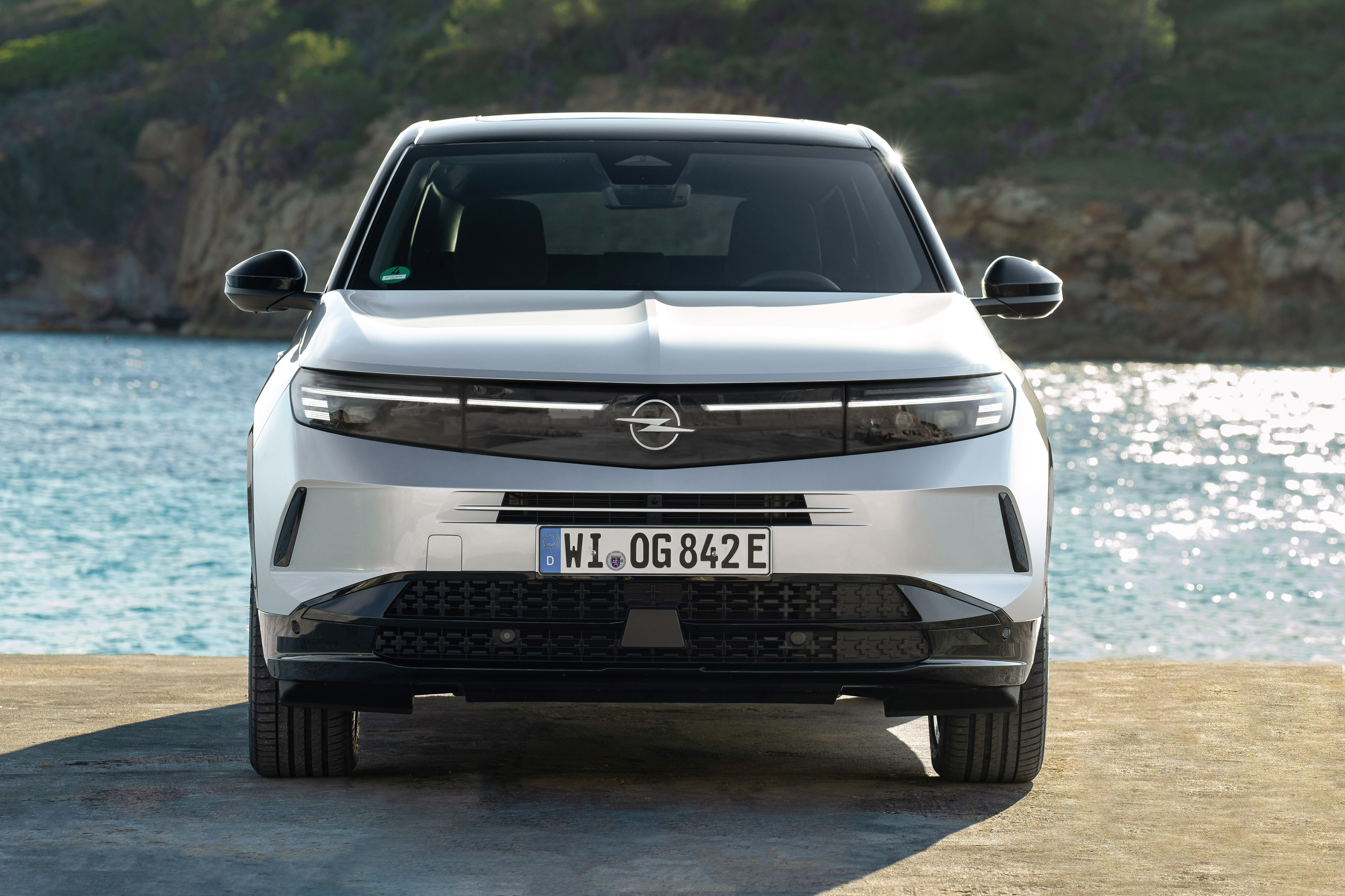 Photo of Opel Grandland Headlight